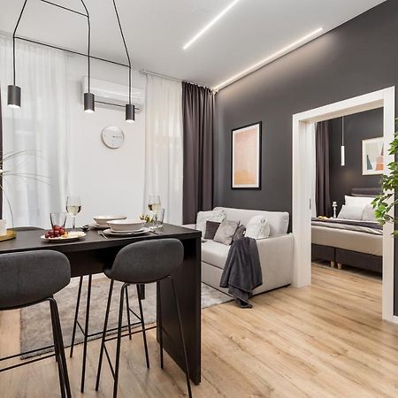 Saint Vitus Apartments With Balcony Rijeka Eksteriør billede